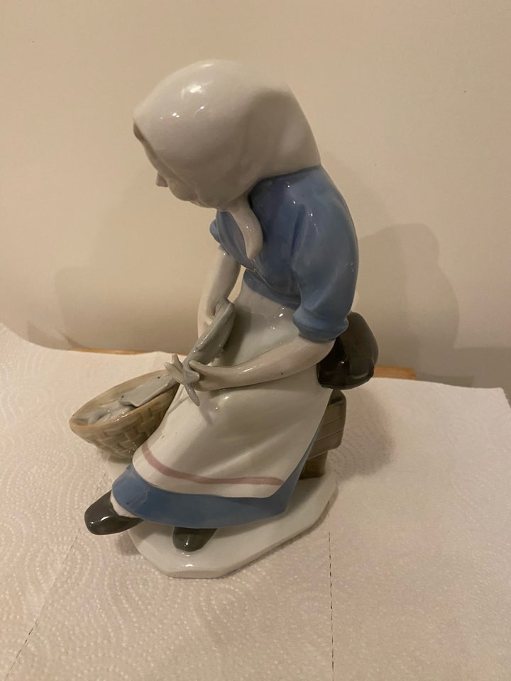 Tysk porcelænsfigur, Carl