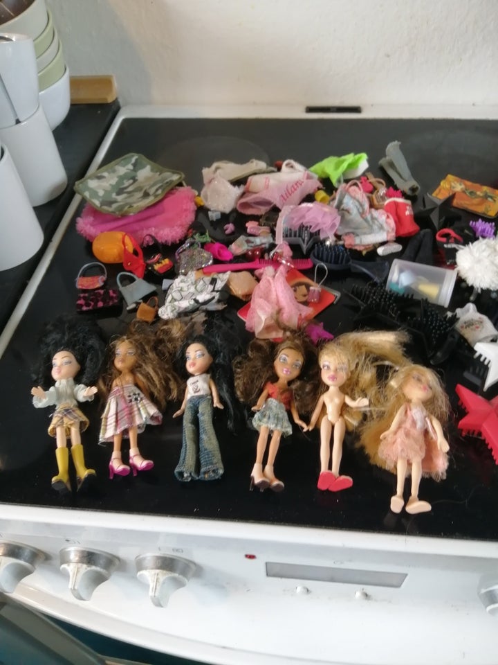 Bratz, 6 mini bratz dukker med