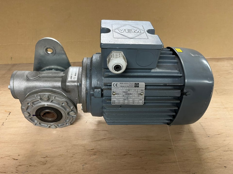 Gearmotor