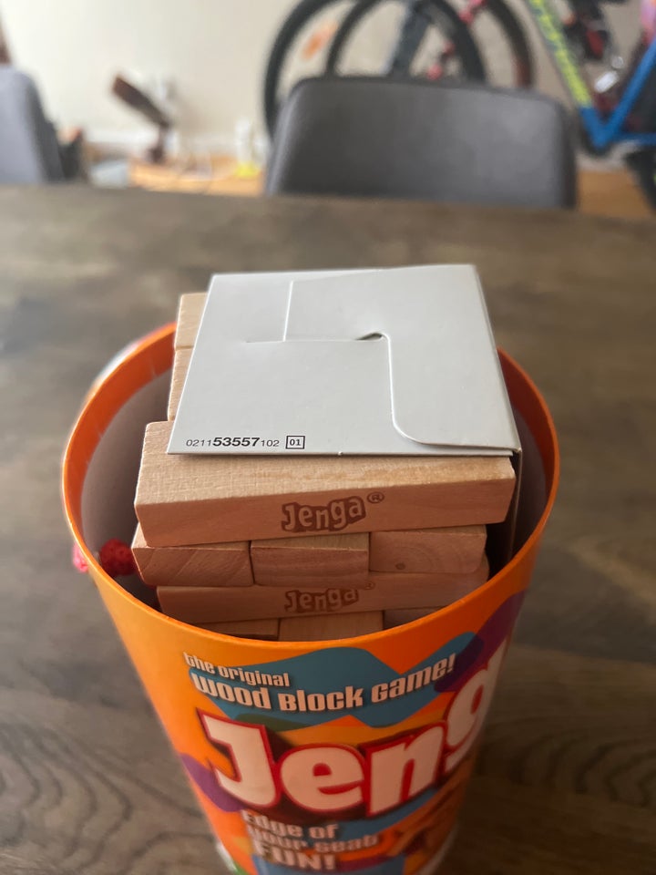 Jenga, Familiespil, brætspil