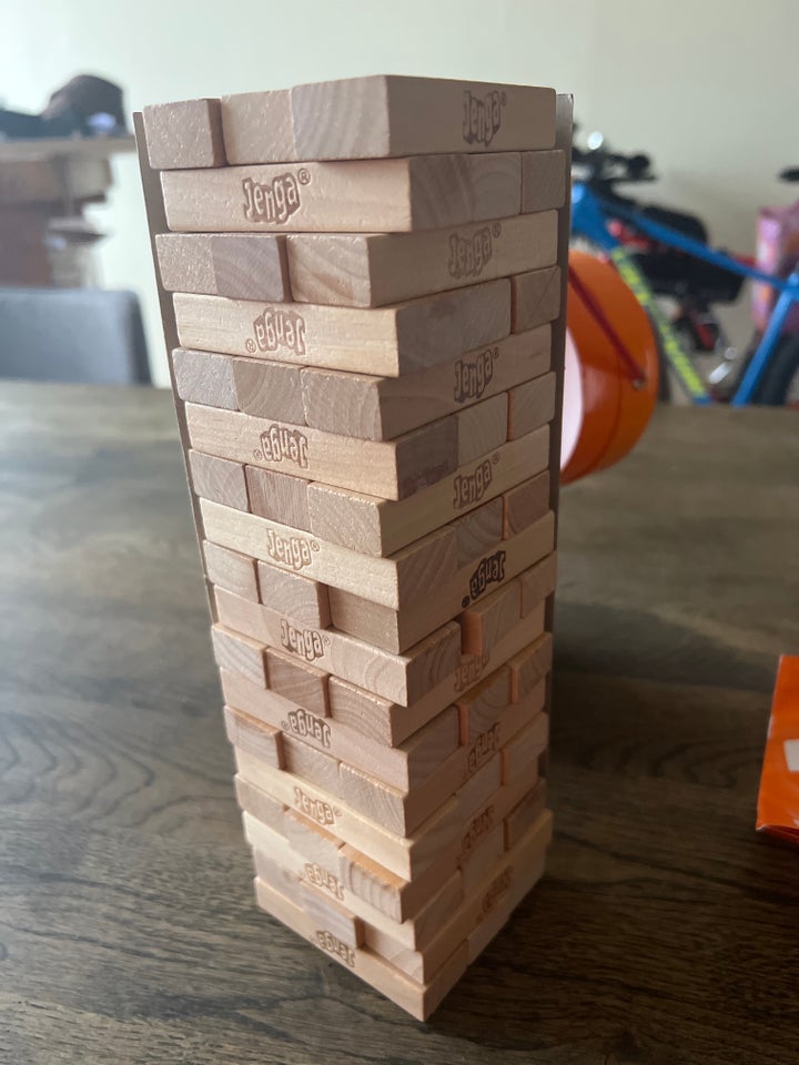 Jenga, Familiespil, brætspil