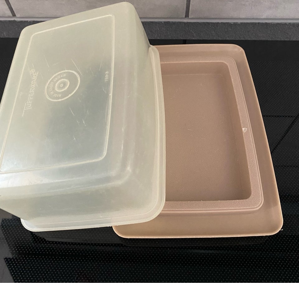 tupperware osteklokke