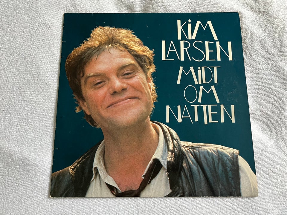 LP, Kim Larsen, Midt om Natten