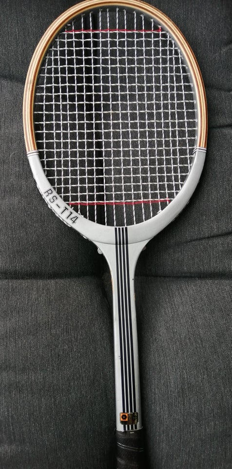 Tennisketsjer, RETRO FDB SPORT