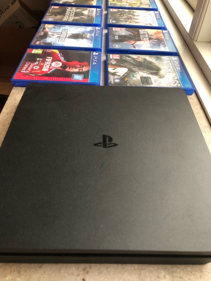 Playstation 4 God