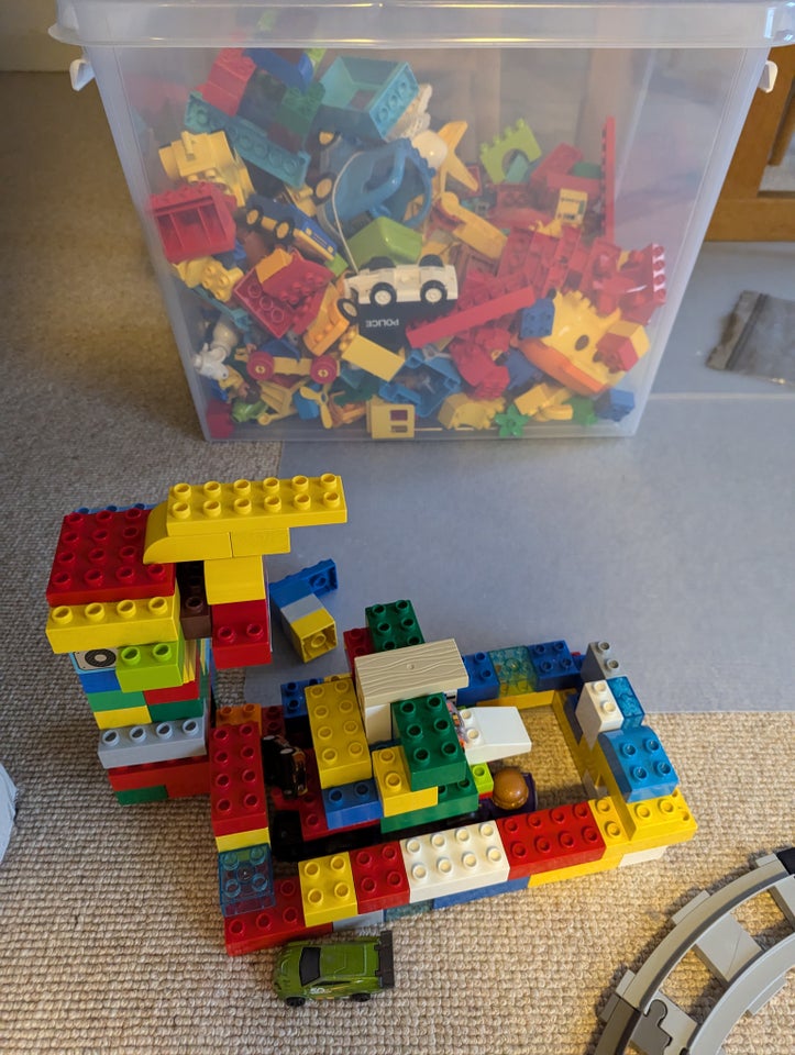 Lego Duplo, Tog Bahne med klodser