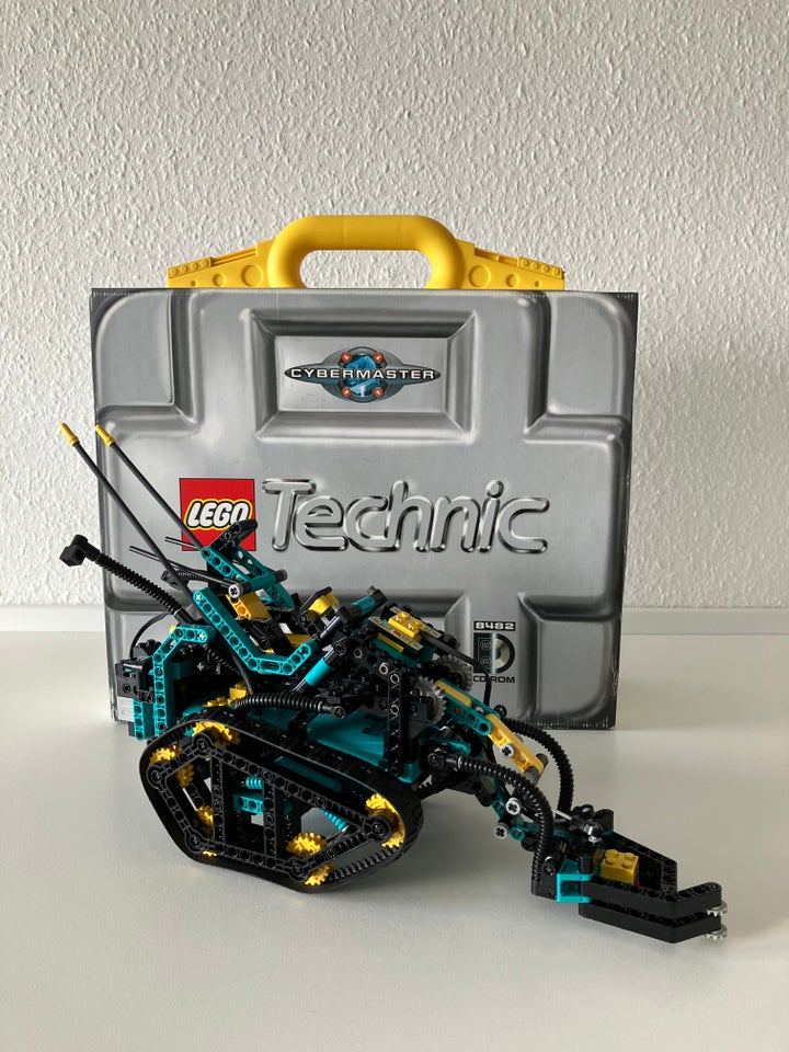 Lego Cybermaster, LEGO Technic