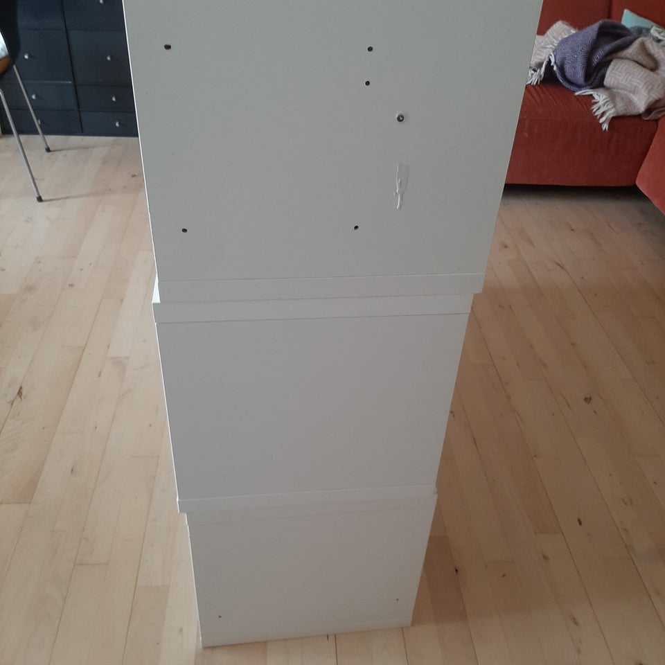 Reol IKEA BESTÅ b: 120 d: 40 h: 39