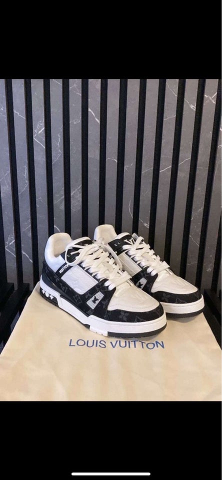 Sneakers, Loubs, louis Vuitton