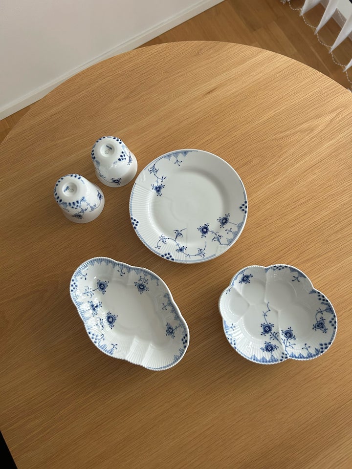 Porcelæn, Service, Royal