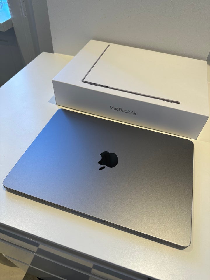 Andet mærke MacBook Air M2 8 GB ram