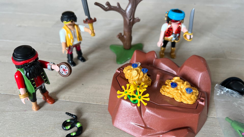 Playmobil, Sørøvere m skatte