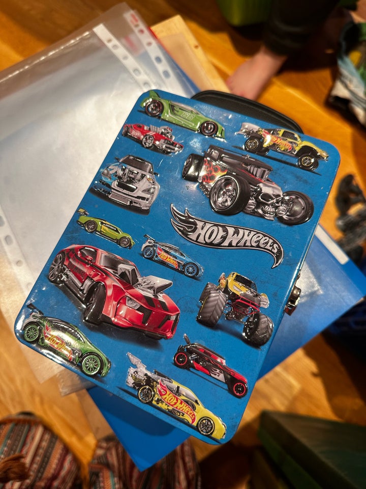 Hot wheels, Hot wheels