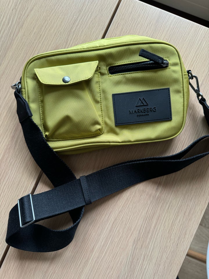 Crossbody, Markberg