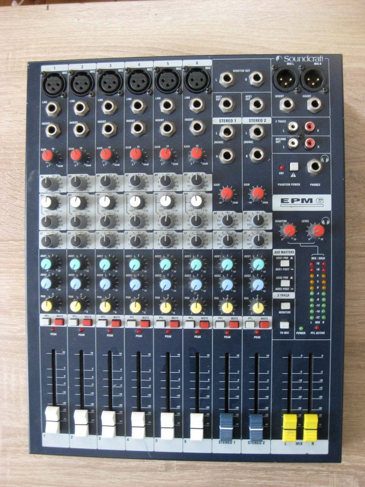 Mixer, Soundcraft EMP6