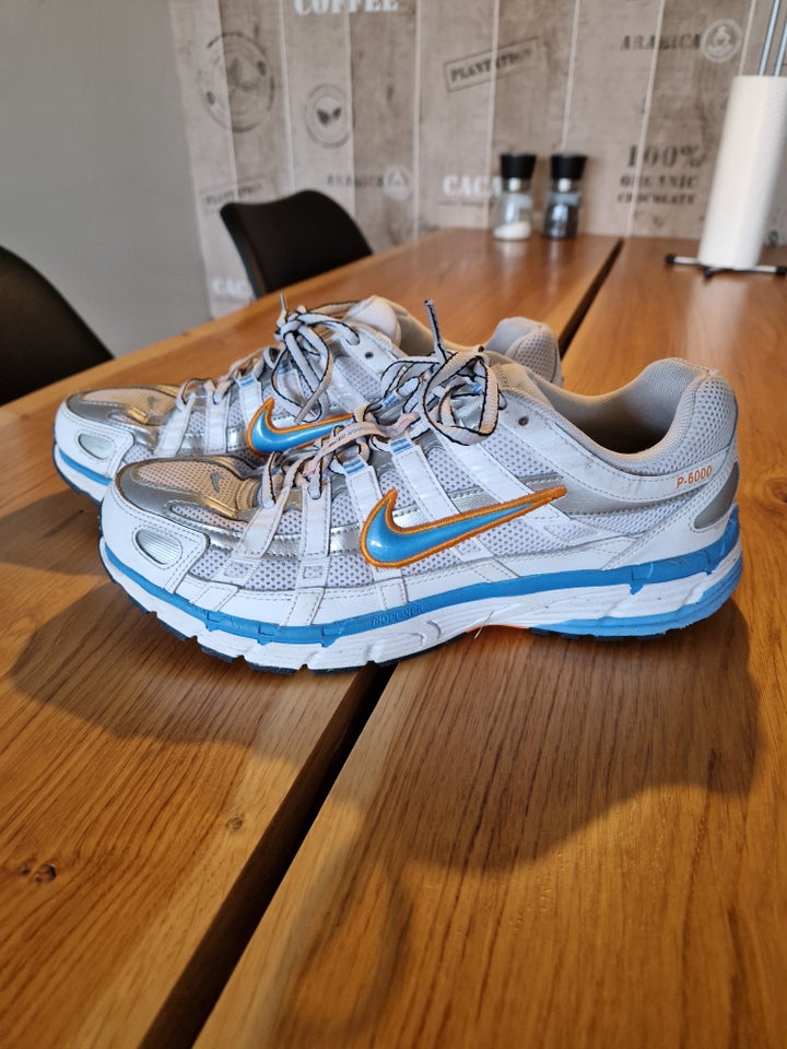 Løbesko Nike str 405