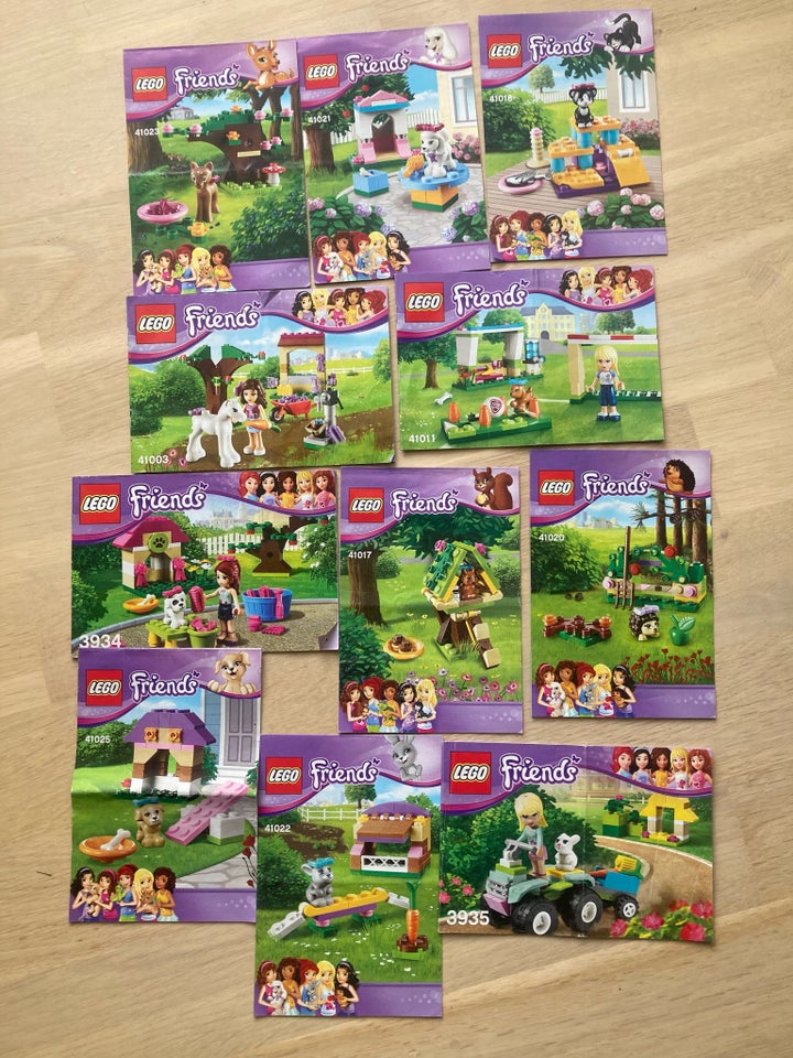 Lego Friends, Forskellige