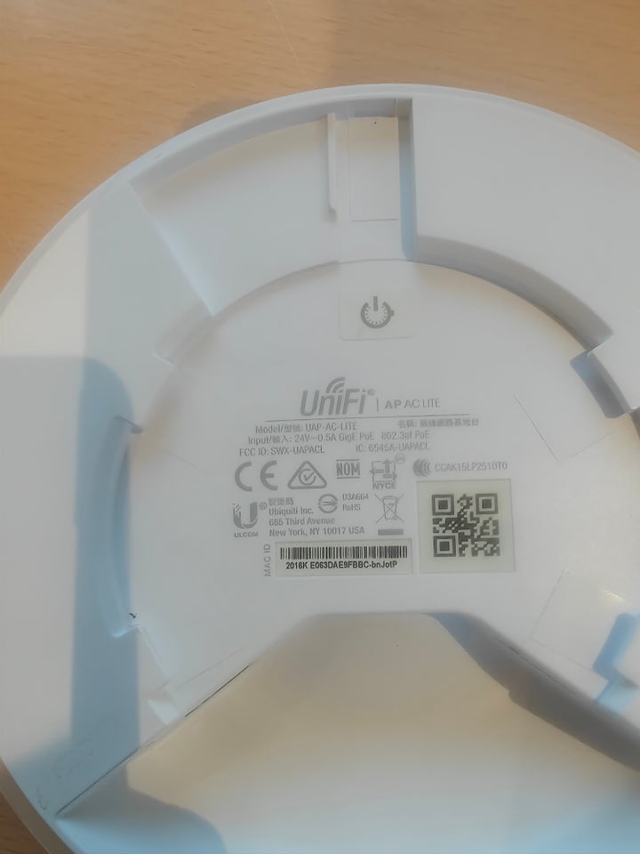 Access point, wireless, Ubiquiti