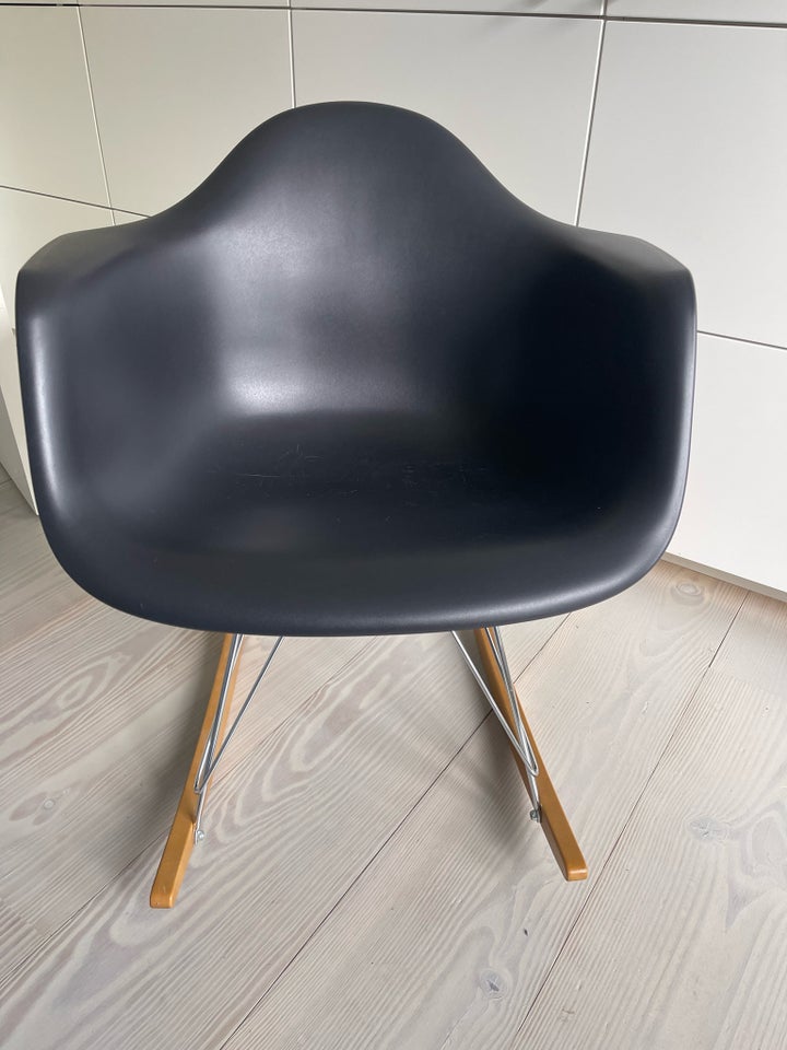 Eames RAR Gyngestol