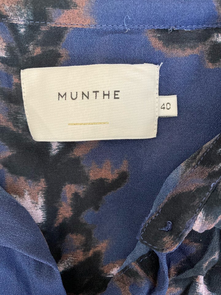 Bluse, Munthe , str. 40