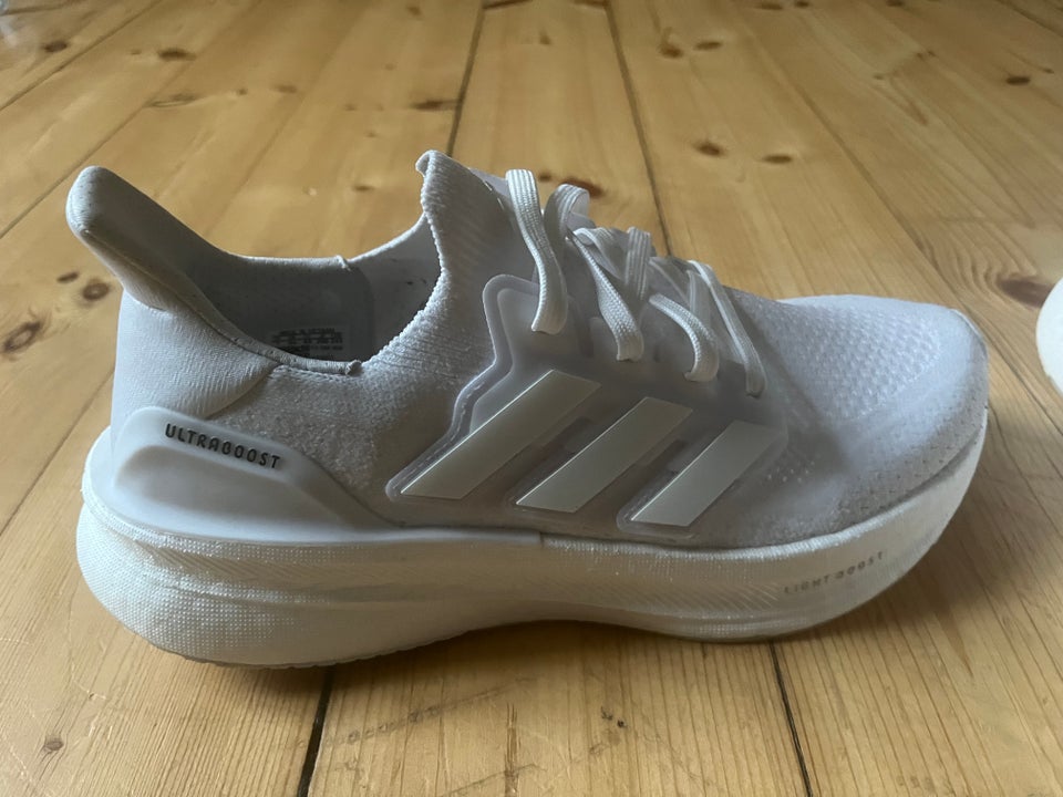 Løbesko, Løbesko , Adidas