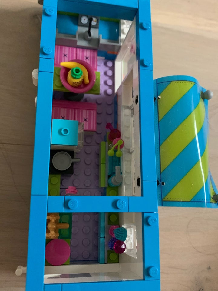 Lego Friends, Mias Autocamper