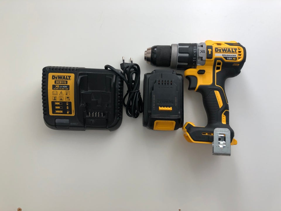 Skruemaskine, Dewalt DCD796P2