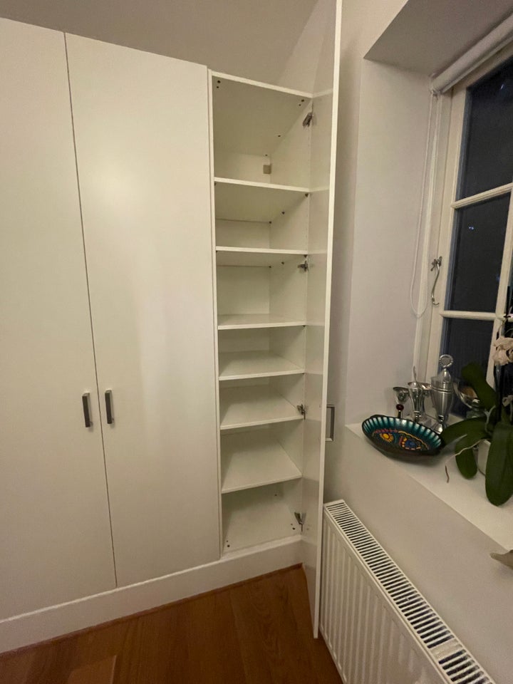 Garderobeskab, Ikea, b: 200 d: 60 h: