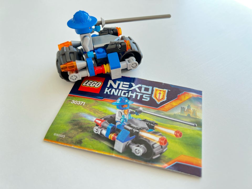 Lego Nexo Knights 30371 70331