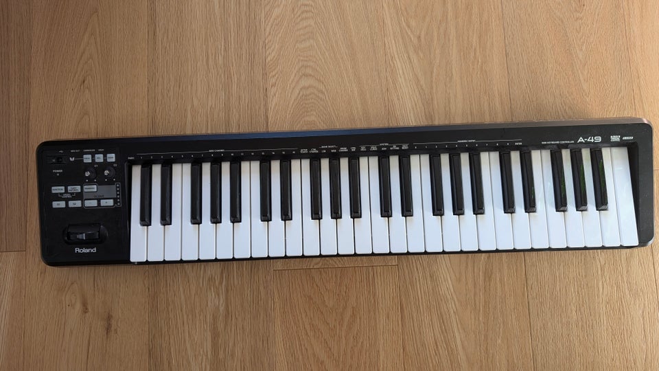 Midi keyboard, Roland A-49