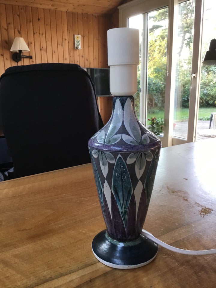 Anden bordlampe Retro Tilgmans