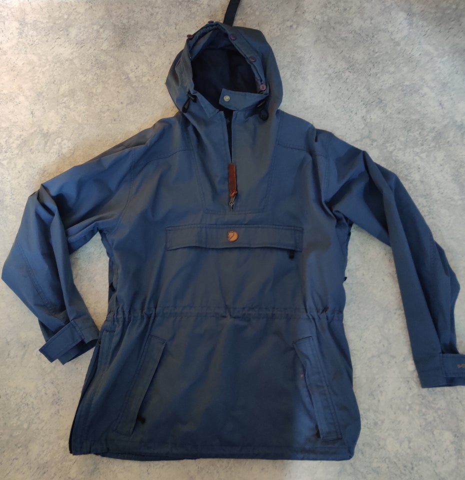 Anorak, str. 42, FJÄLLRÄVEN