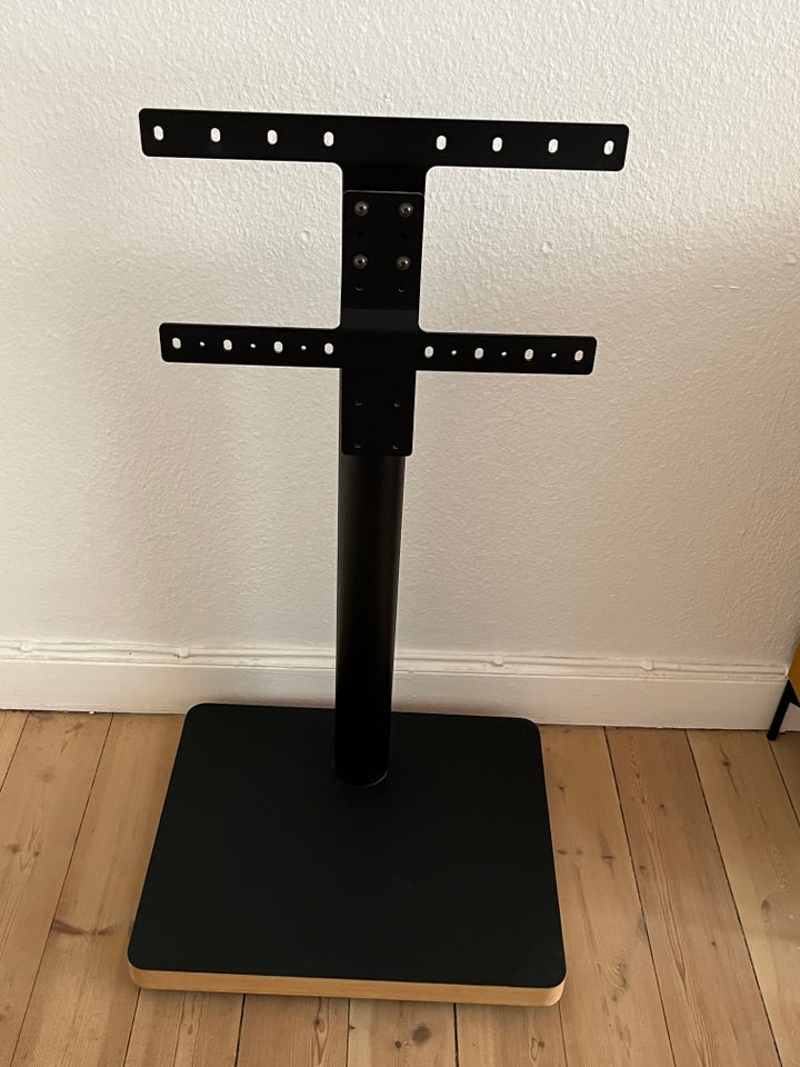 TV stander, Bülow , Perfekt