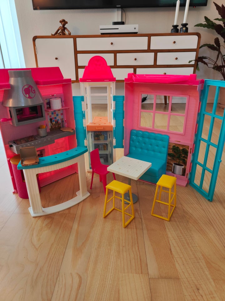 Blandet legetøj, Barbie Cafe,