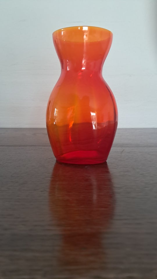 Glas, Gammelt orange hyacintglas