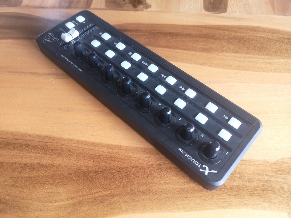 Midi Controller Behringer Xtouch