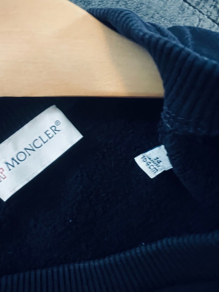 Trøje, Trøje, Moncler