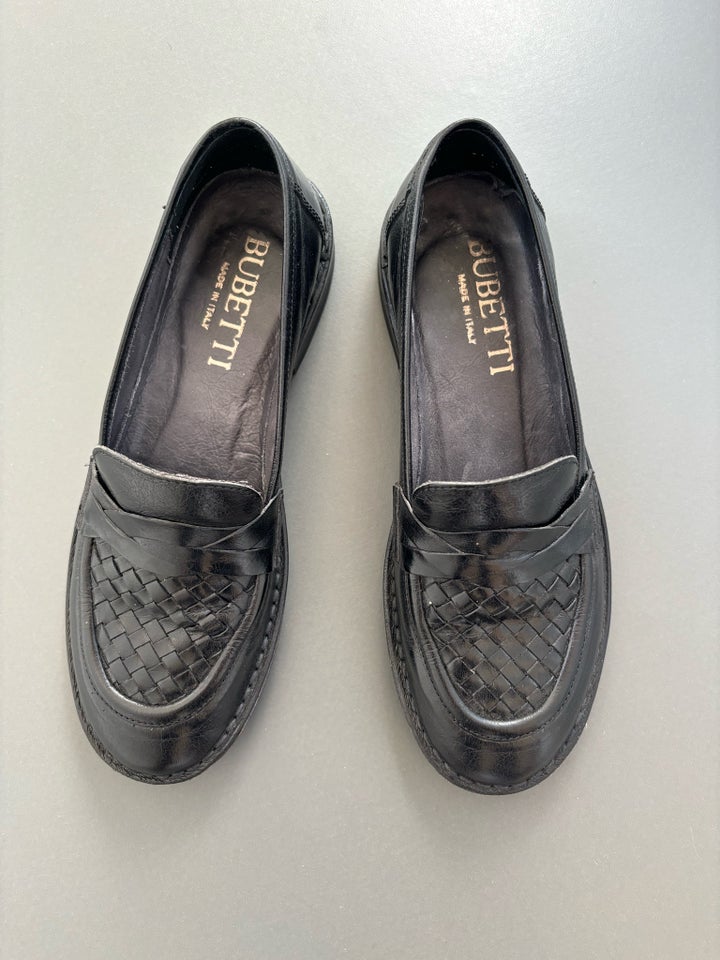 Loafers, str. 38, Bubetti