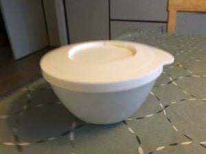 Plastik Skål med låg  Tupperware