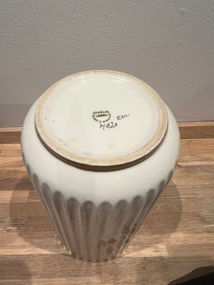 Porcelæn Vase Lyngby