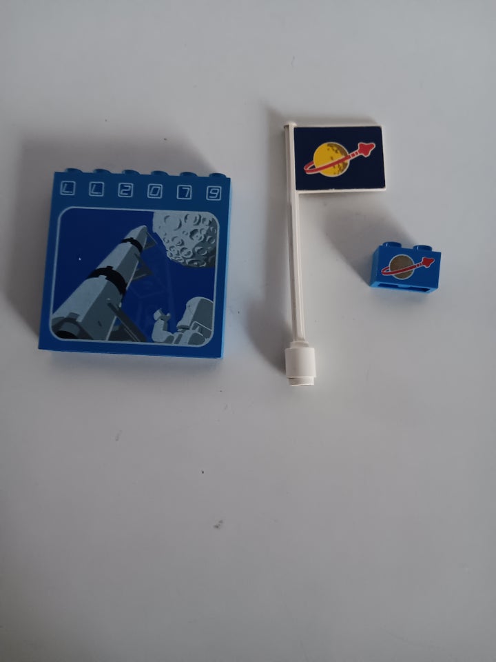 Lego Space, Dele til bl.a.