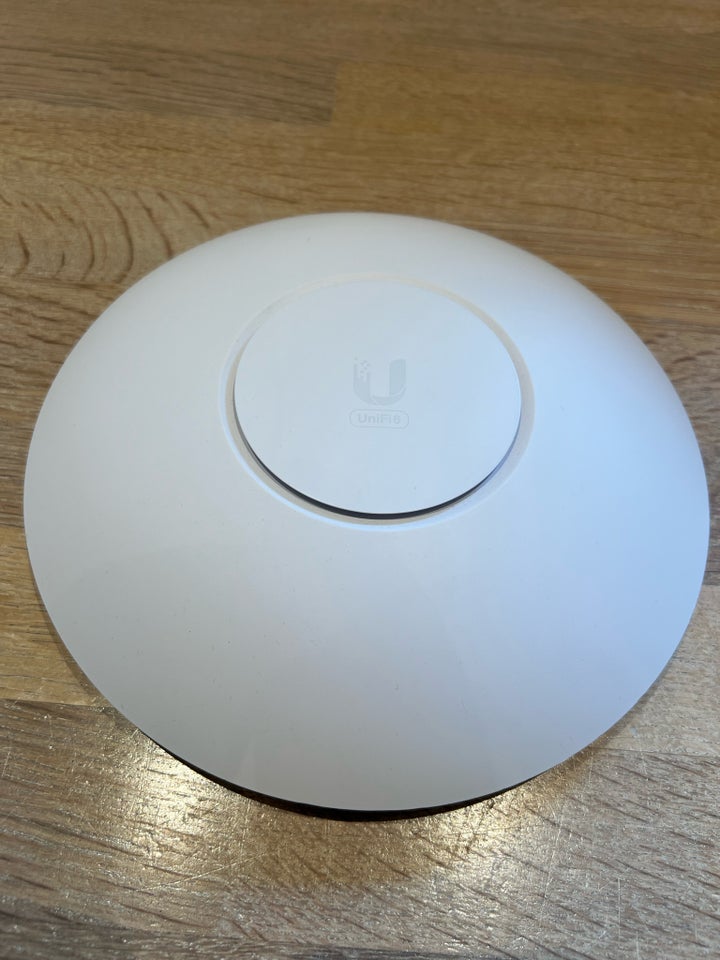 Access point, wireless, Ubiquiti