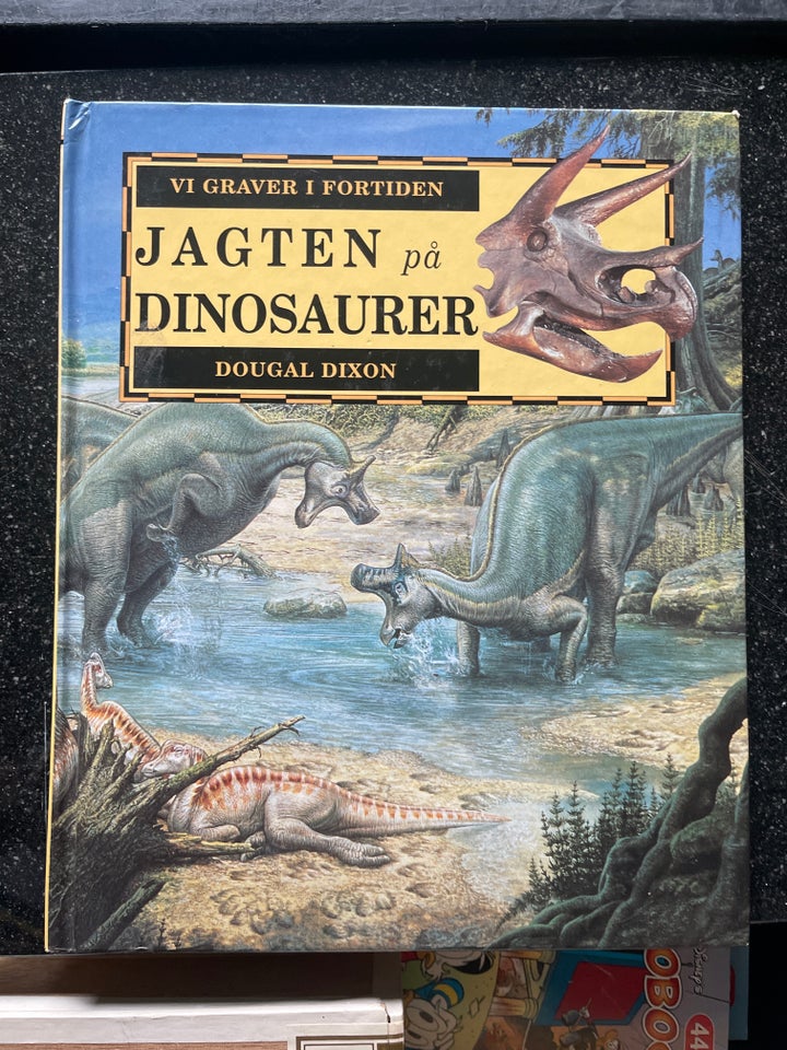 Jagten på Dinosaurer, Dougal Dixon