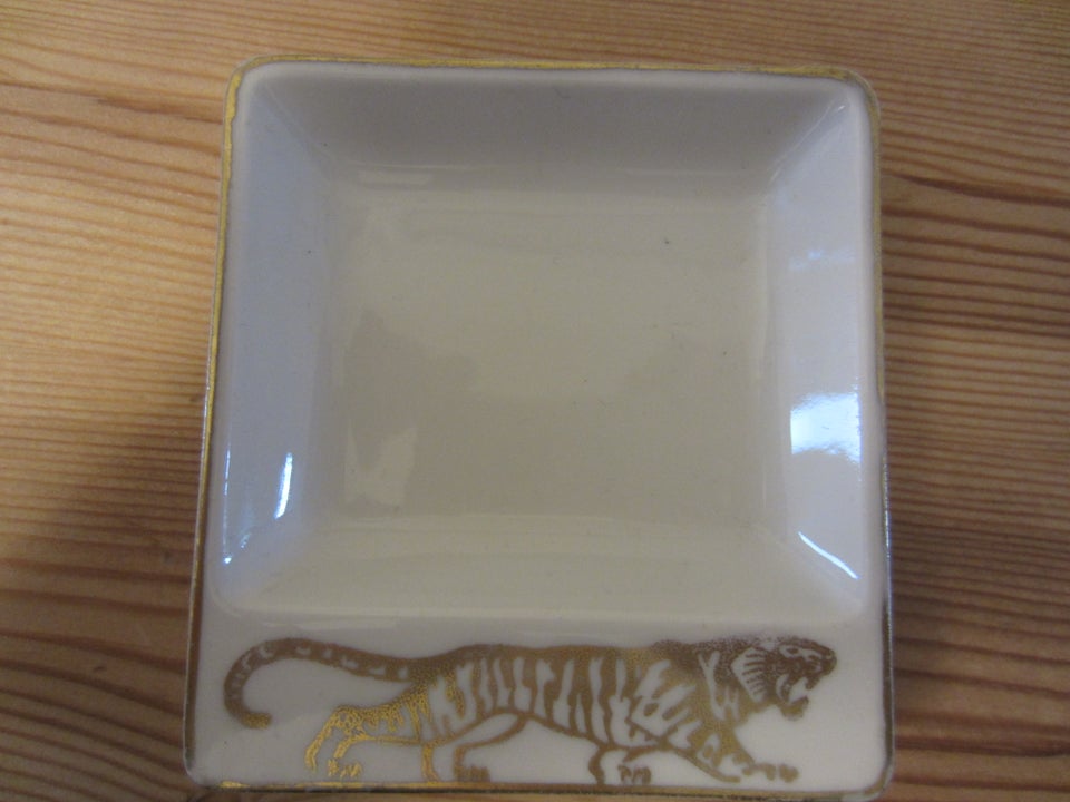 Porcelæn, Reklameskaebæger Tiger