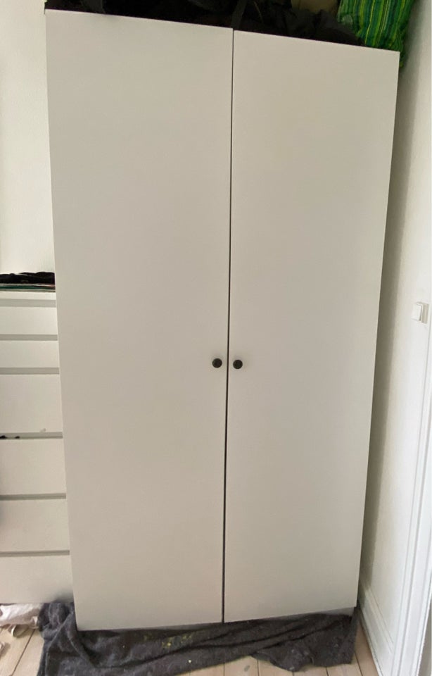 Klædeskab, Ikea , b: 100 d: 60 h: 201