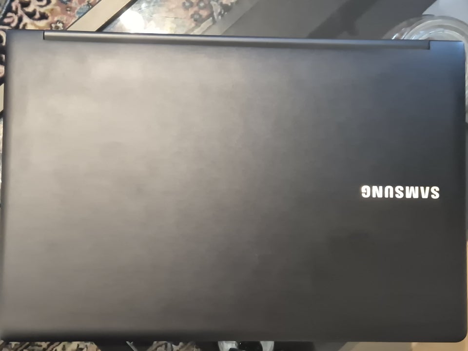 Samsung 900X Core i7 GHz 8 GB ram