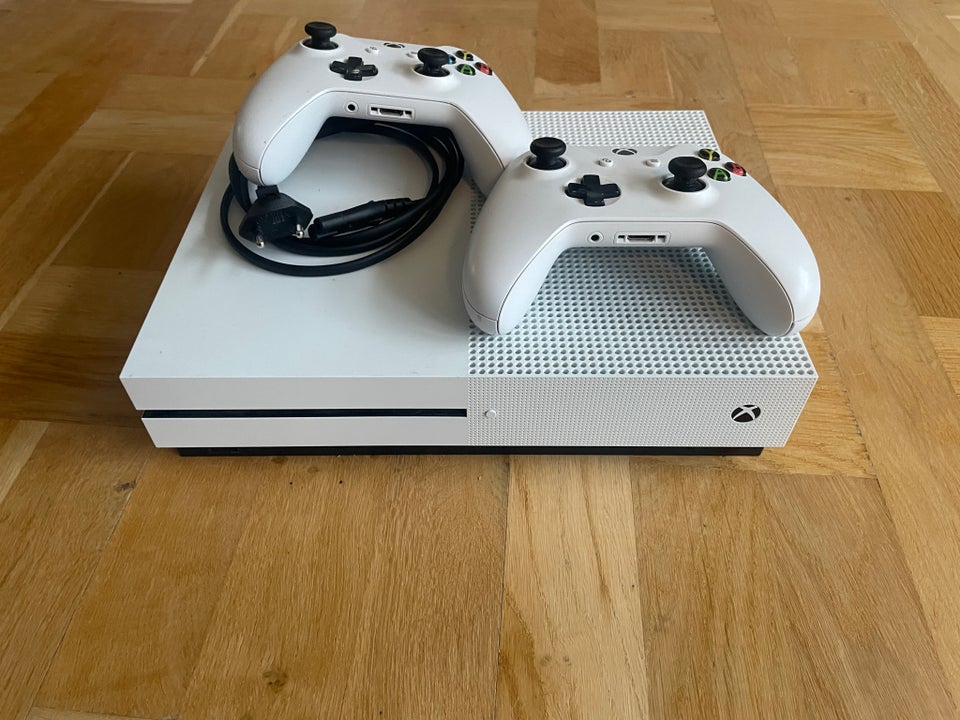 Xbox One S, God