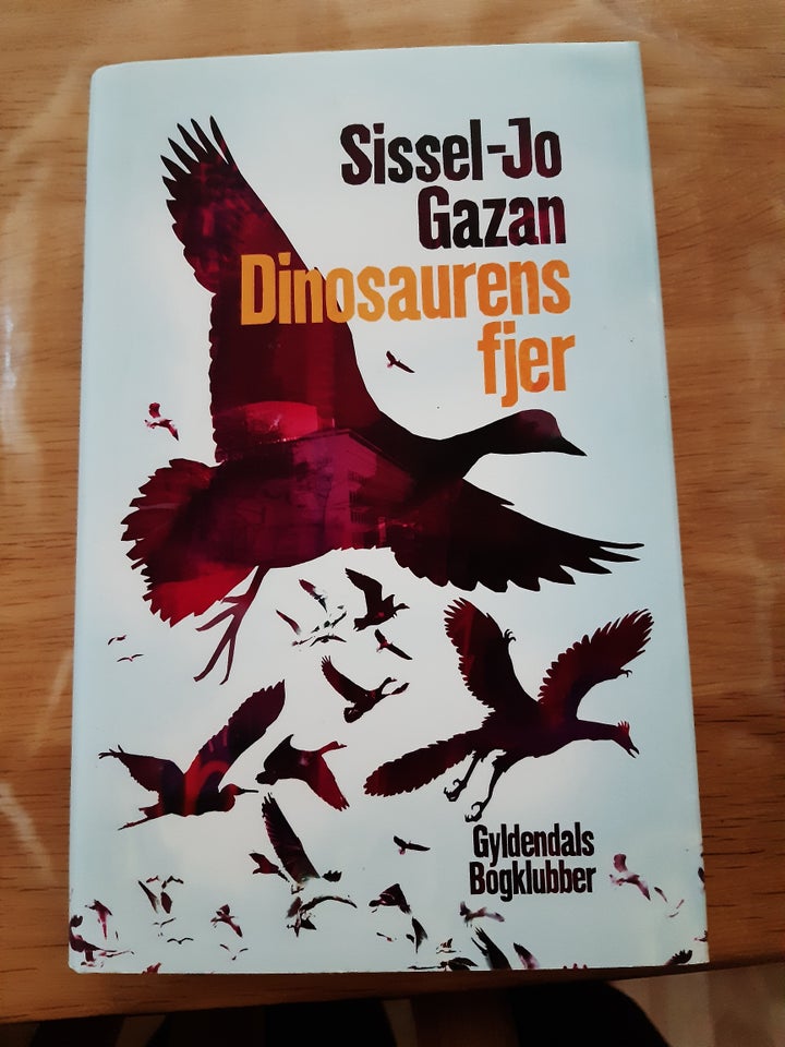 Dinosarusernes fjer, Sisse-jo,