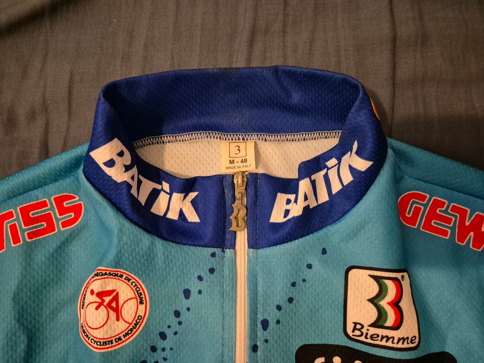 Cykeltøj, Batik - Del monte