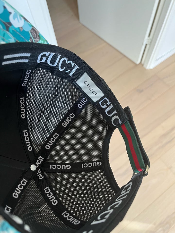 Cap, Gucci